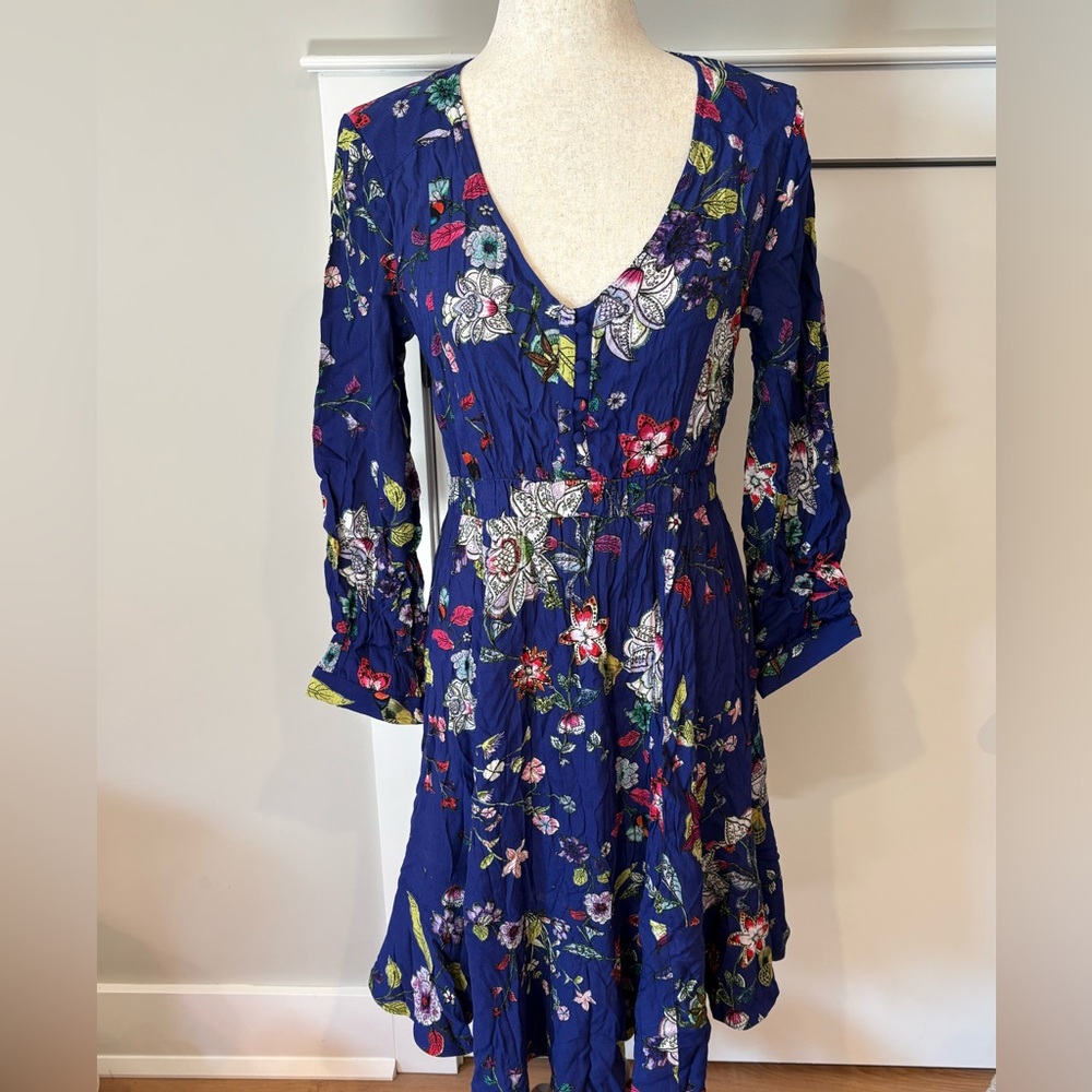 Maeve Anthropologie Floral V-Neck Blue Dress size 6